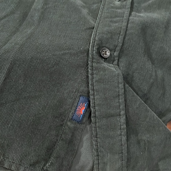 Faherty hunter green corduroy long sleeve button down shirt - Picture 7 of 8